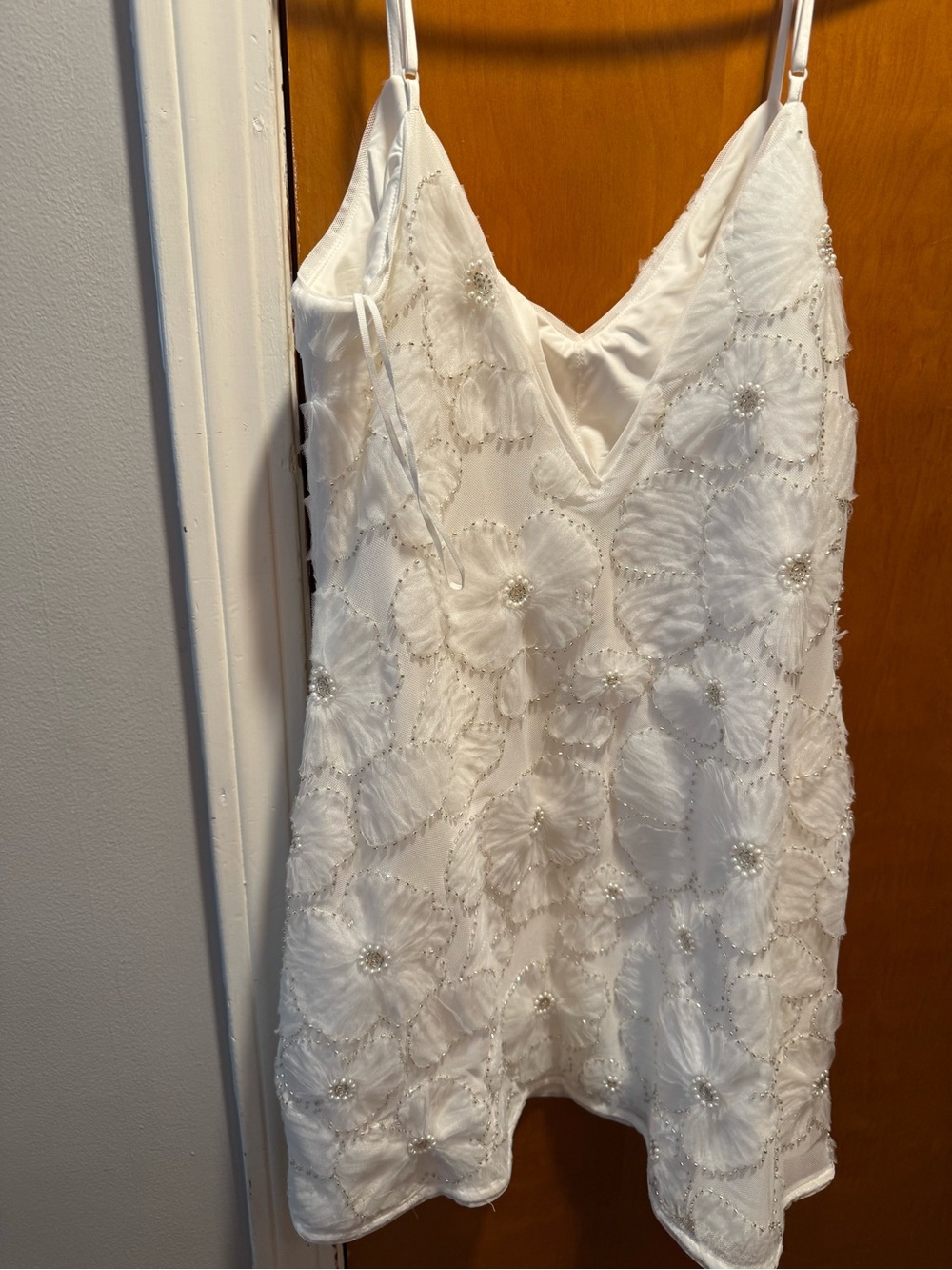 Abercrombie & Fitch White Floral Beaded Mini Dress - Picture 4 of 5
